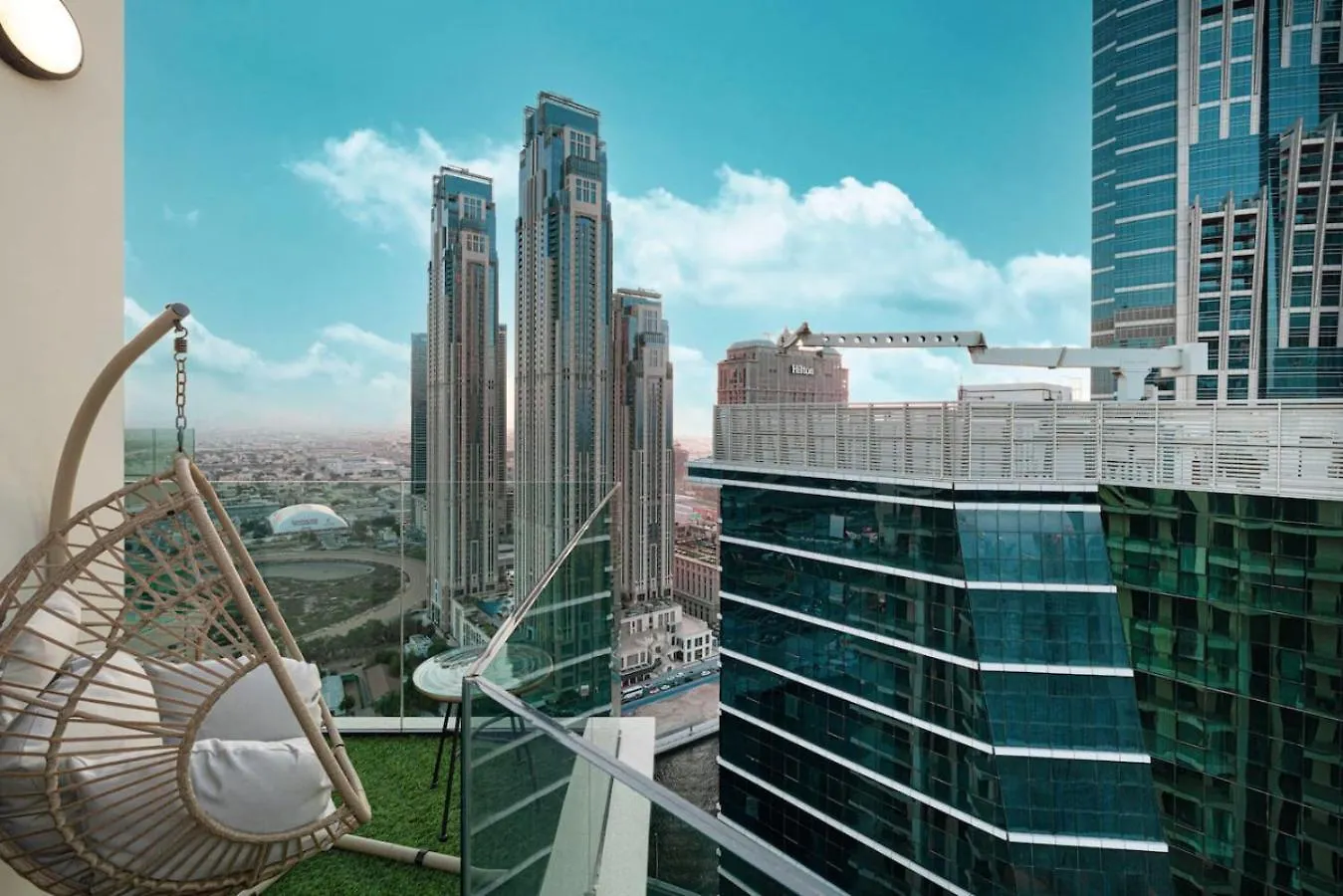 Incredible Views - Infinity Pool - New - 2Br 6 Pax Apartment Dubai