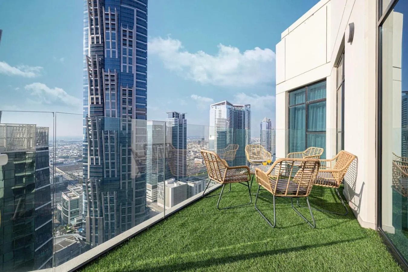 Incredible Views - Infinity Pool - New - 2Br 6 Pax Apartment Dubai United Arab Emirates