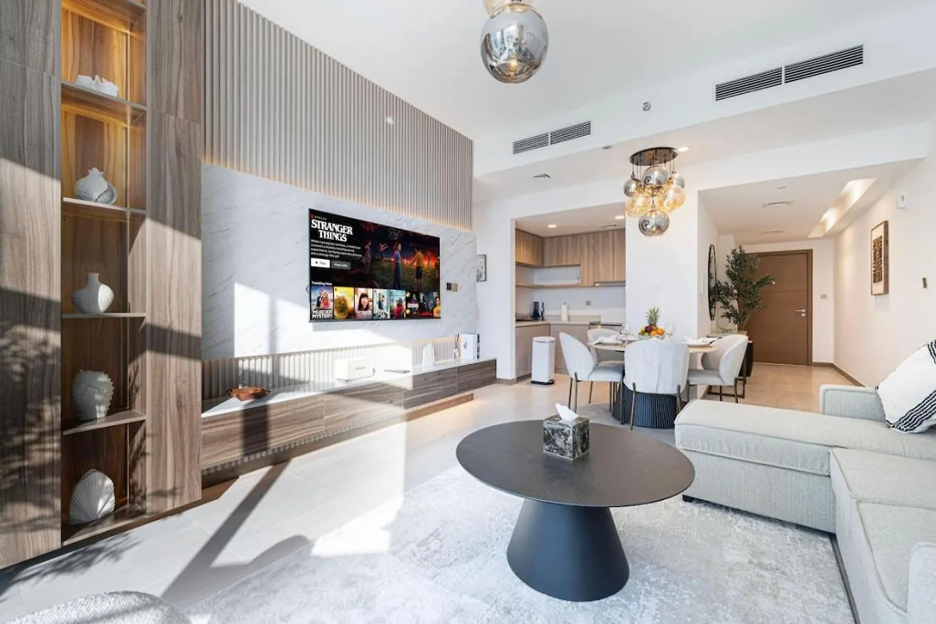 Incredible Views - Infinity Pool - New - 2Br 6 Pax Apartment Dubai