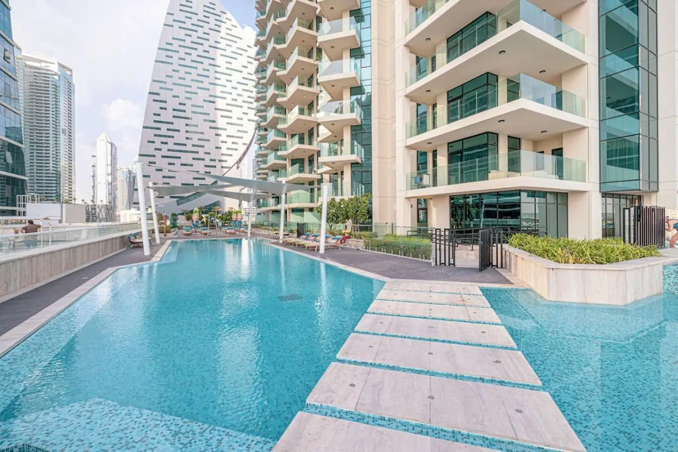 Incredible Views - Infinity Pool - New - 2Br 6 Pax Lägenhet Dubai 0*,  Förenade Arabemiraten